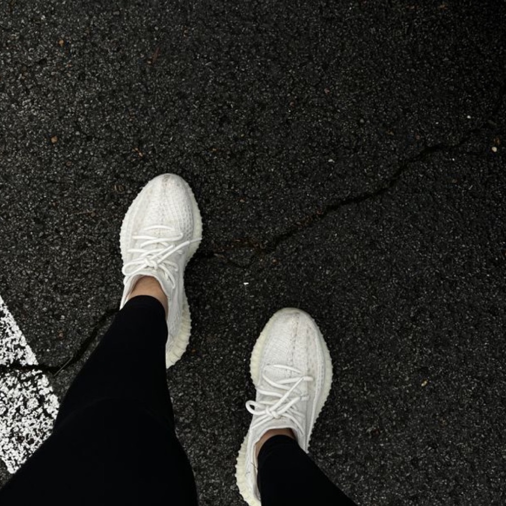 Yeezy - bone - Picture 3 of 5